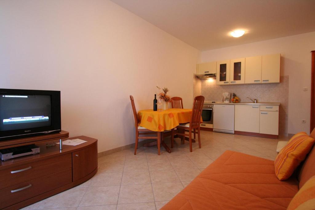 Apartments Bogovic Malinska Phòng bức ảnh