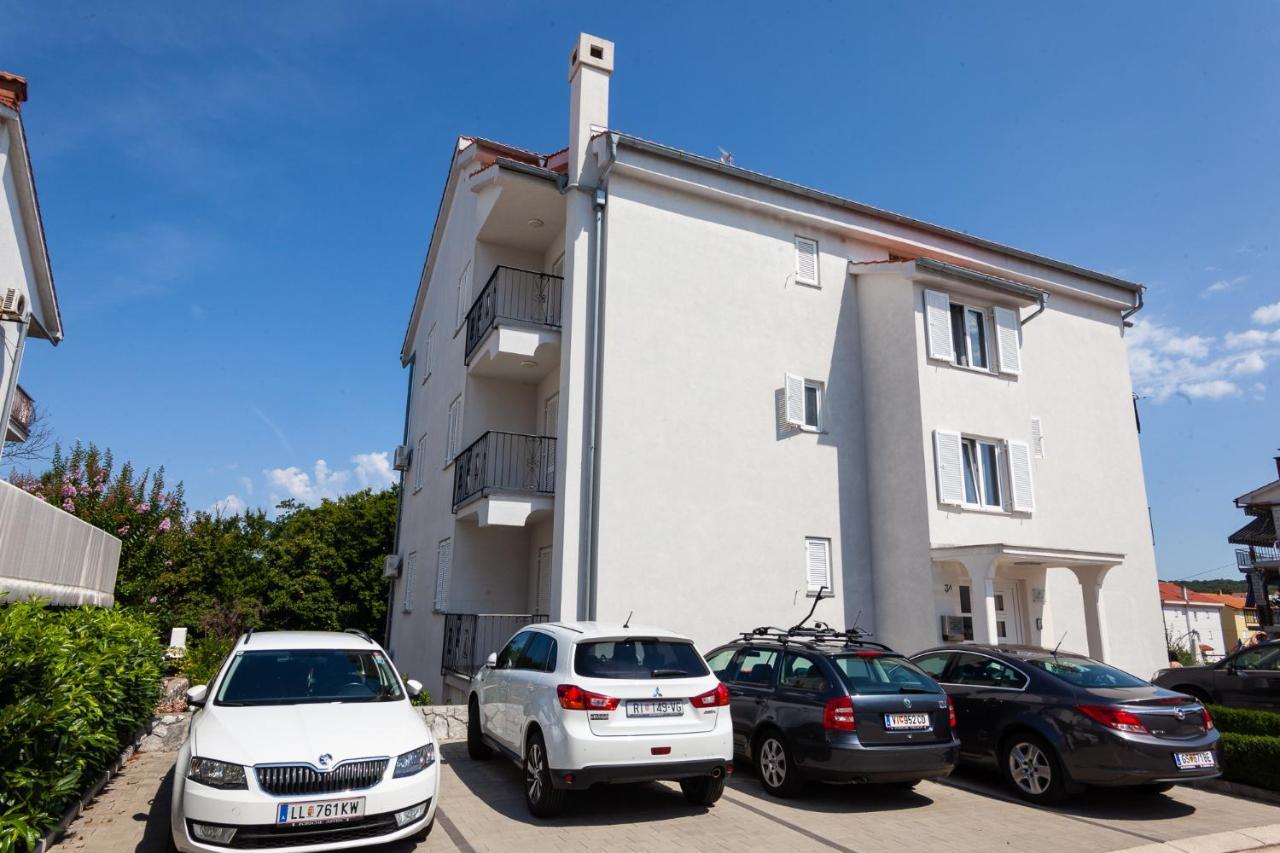 Apartments Bogovic Malinska Ngoại thất bức ảnh
